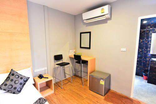 Love Box Resort Bangkok Luaran gambar